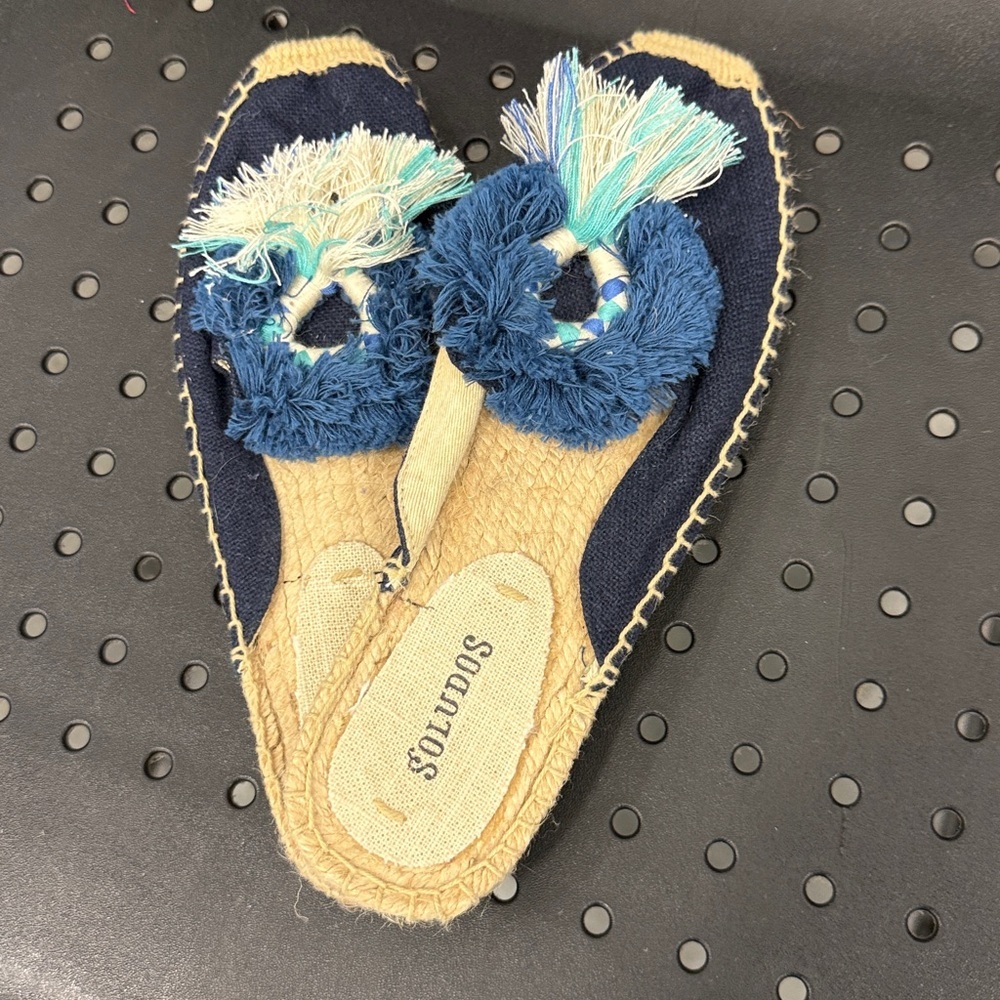 Soludos ladies  mules.  Size 6. Anthropology - Picture 6 of 6